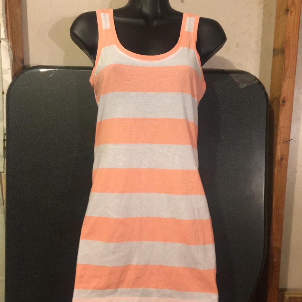 Victoria’s Secret Women’s Tank Top